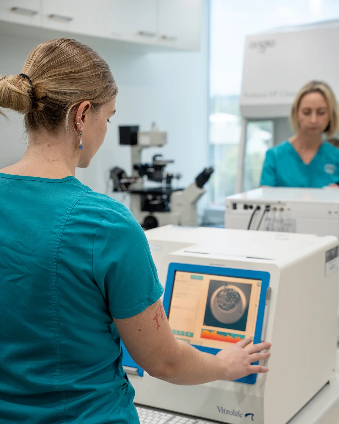 Following a comprehensive fertility assessment, our specialists tailor a treatment plan to your unique circumstances. This focused approach helps optimise your time, resources, and chances of success.